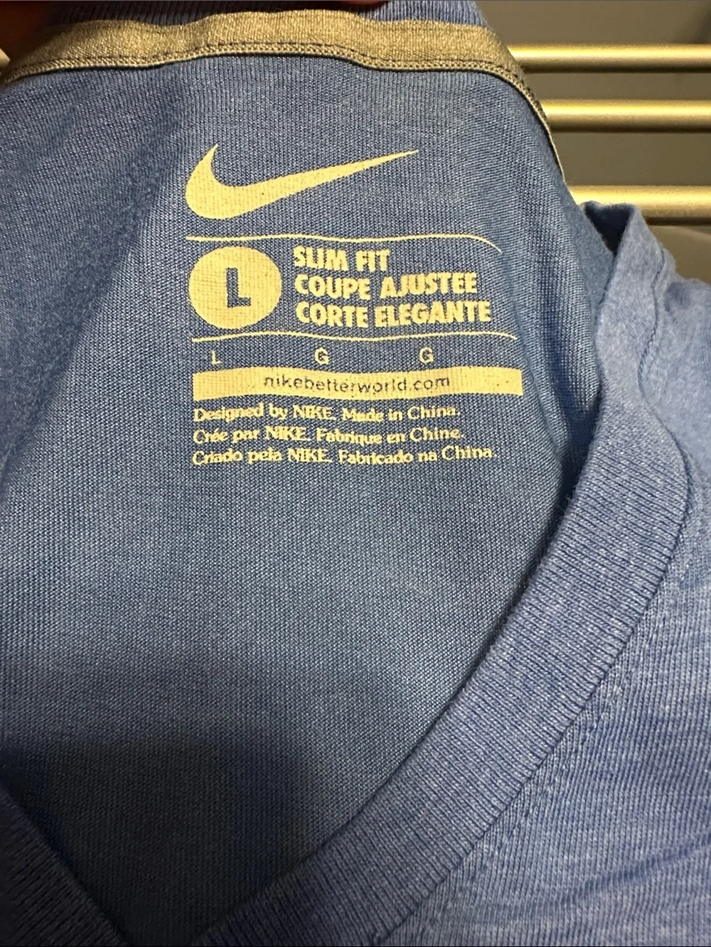 Nike nwot blue
